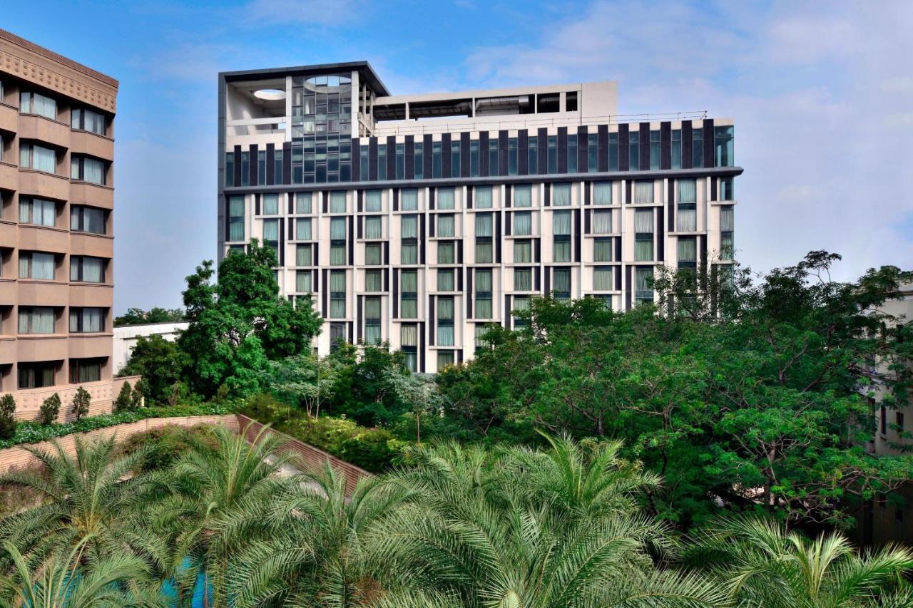 Courtyard By Marriott Hyderabad Hotel Buitenkant foto