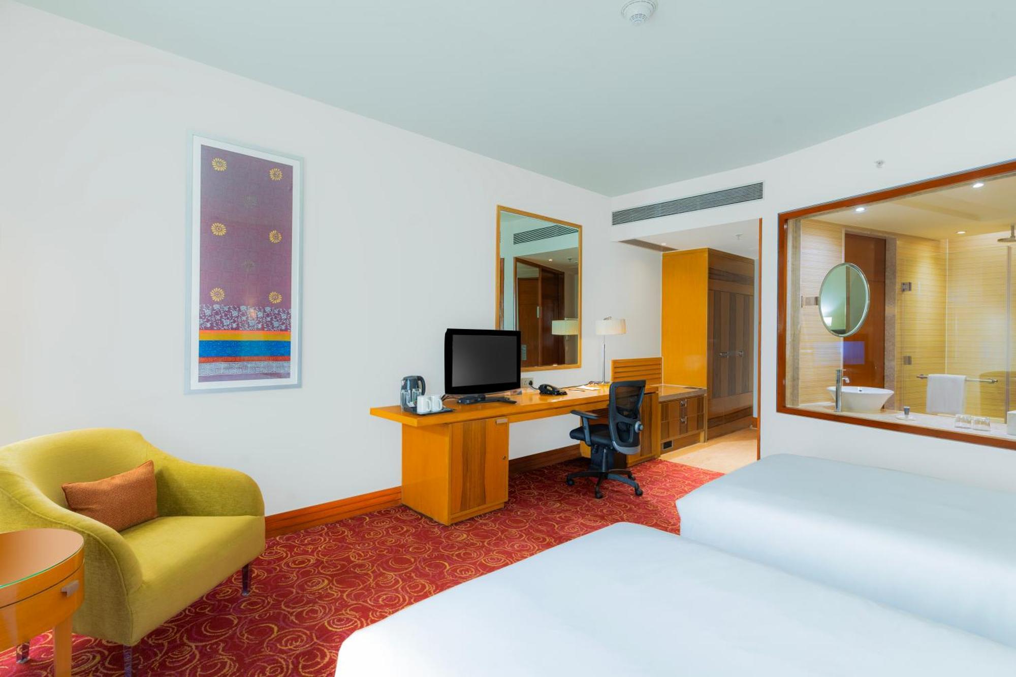 Courtyard By Marriott Hyderabad Hotel Buitenkant foto