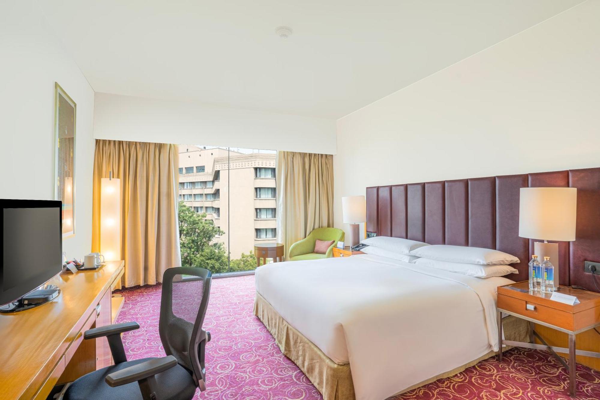 Courtyard By Marriott Hyderabad Hotel Buitenkant foto