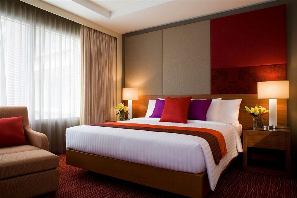 Courtyard By Marriott Hyderabad Hotel Kamer foto